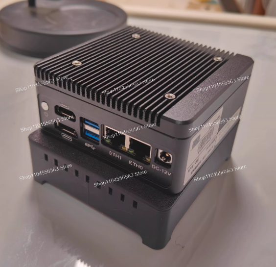 Bezwentylatorowy Mini PC z Pro – Ddr5 Sodimm recenzja i cena